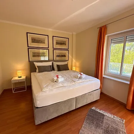 Appartement Aufwachen Mit Ausblick, In Oldenburg, 2 Balkone & Parkplatz, Naehe Zu Klinikum & Ewe